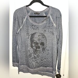 Gray Skull Graphic Women's Top